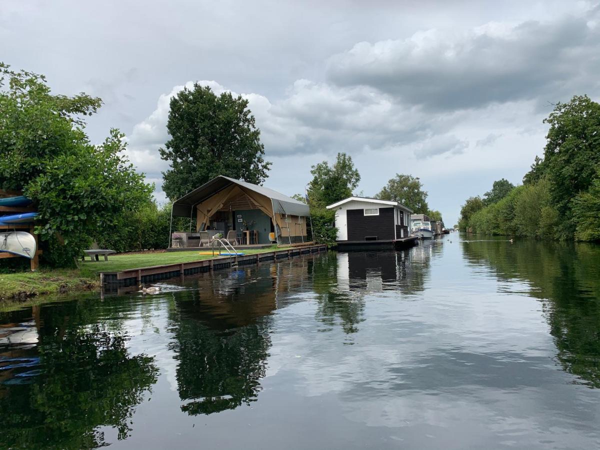 Glamping Aan De Plas Vinkeveen Ngoại thất bức ảnh