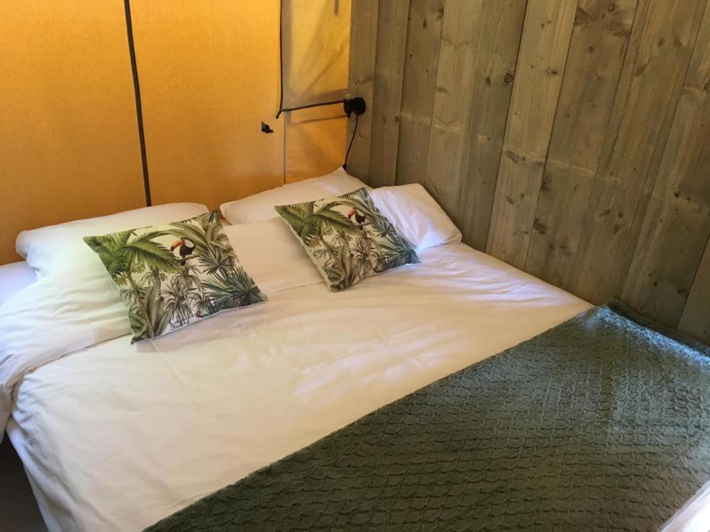 Glamping Aan De Plas Vinkeveen Ngoại thất bức ảnh